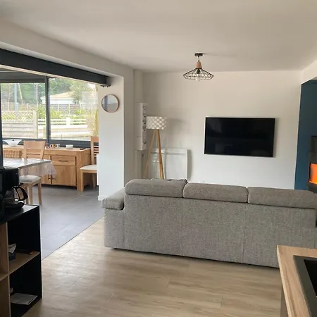 Semesterbostad Charmante Maison Familiale Entre Et Foret *